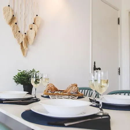 Apartment In Portimao Near 3 Castelos Beach * Portimao